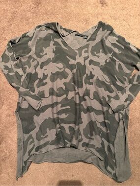 RDI Camouflage V-Neck Knit Hoodie - Olive Green & Gray
